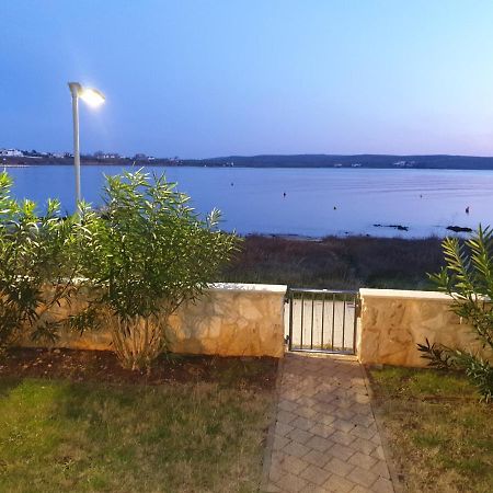 Summertime Apartmani Povljana Exteriér fotografie
