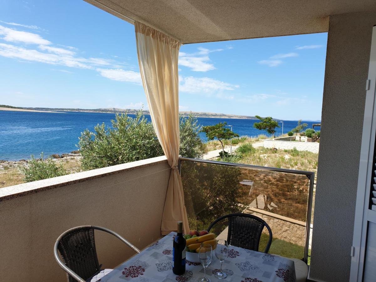 Summertime Apartmani Povljana Exteriér fotografie